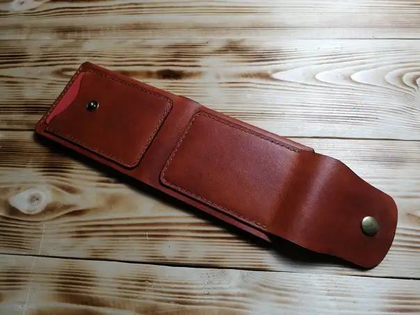 Bifold wallet