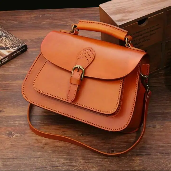 Lyra Satchel