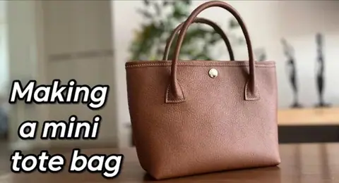 Tote bag